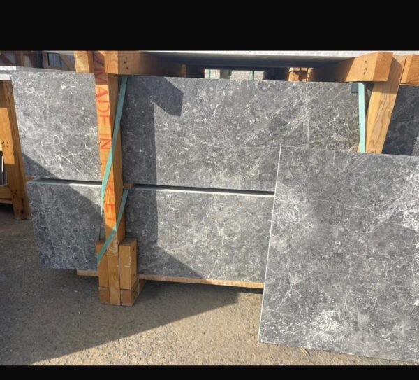 Tundra Dark Grey Turkey